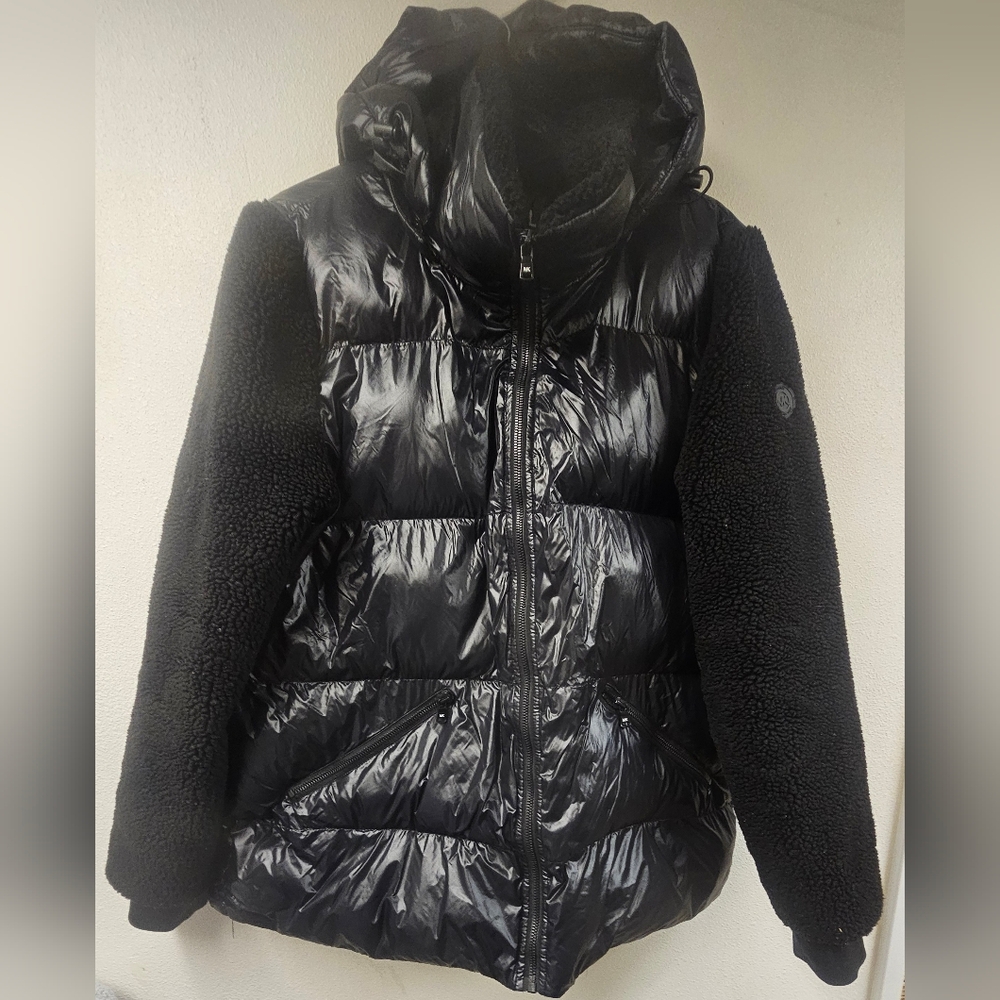Michael Kors Sherpa-Sleeve Hooded Quilted Mixed Media Jacket Puffer Coat Black